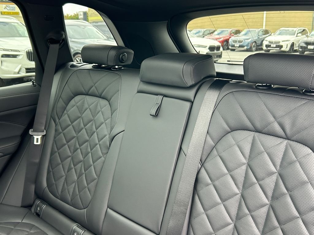 New 2026 Brooklyn Grey Metallic BMW xDrive50e image 32