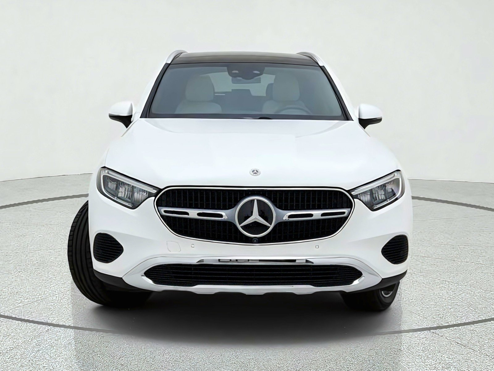 Certified Used 2026 Polar White Mercedes-Benz GLC 300 image 3