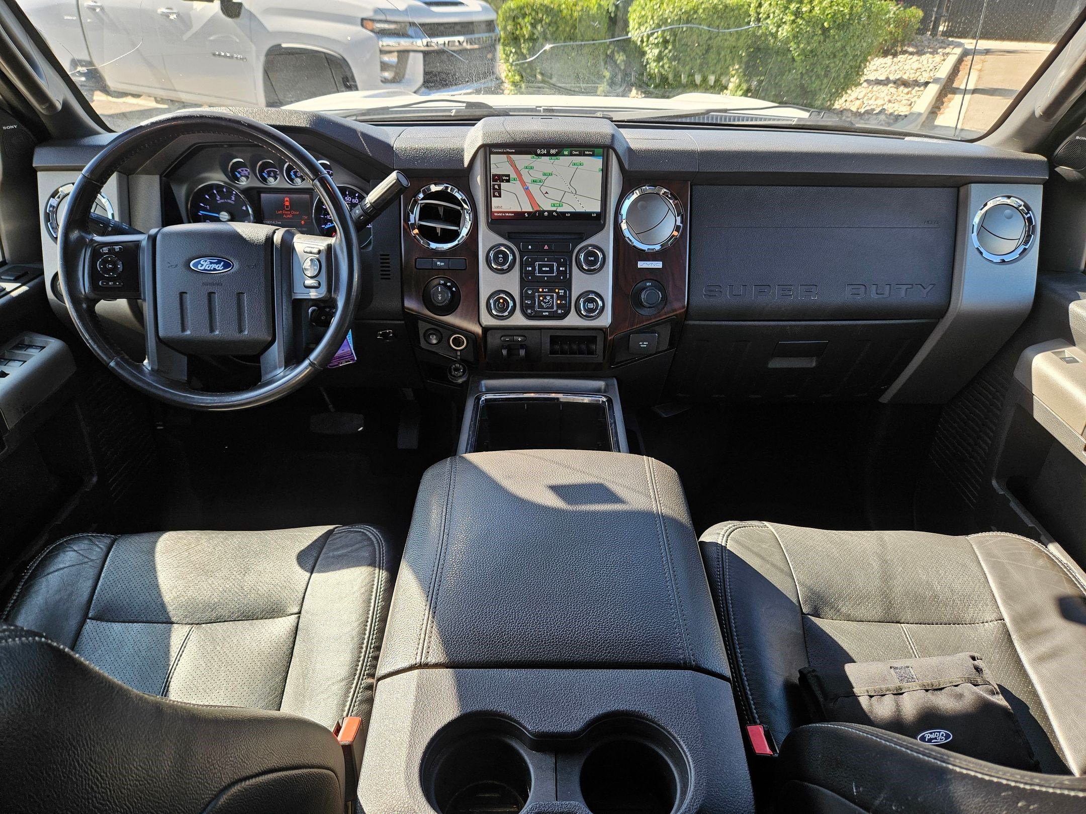 Used 2016 White Ford Lariat image 29