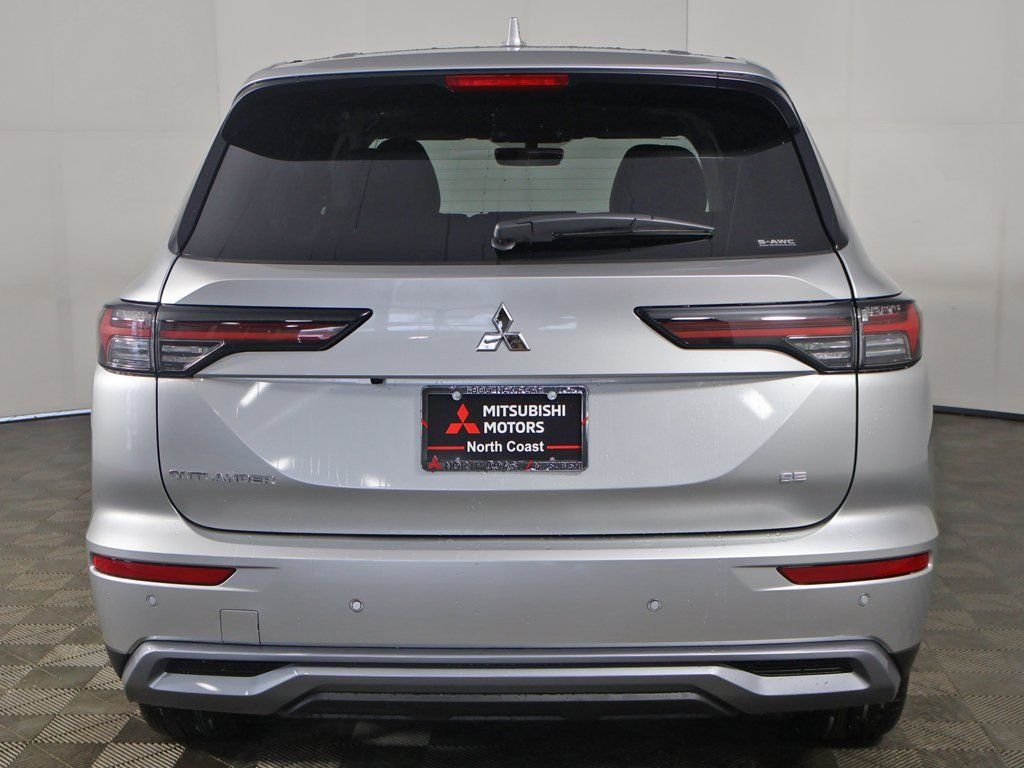 New 2026 Silver Mitsubishi SE 1.5T S-AWC image 15