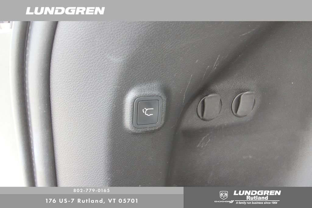 Used 2021 Gray Jeep Limited image 32