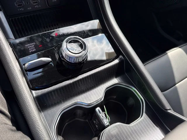 New 2027 Gray Jeep Limited image 25