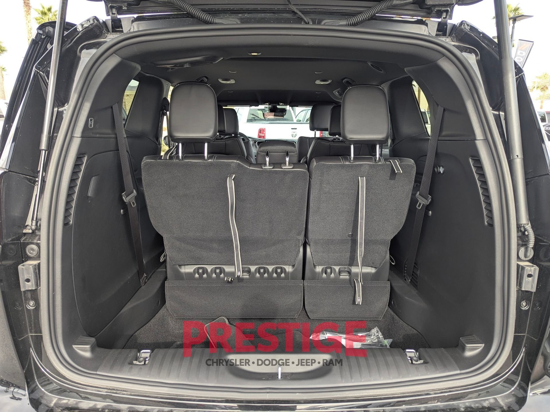 2026 Chrysler Voyager LX - Photo 7