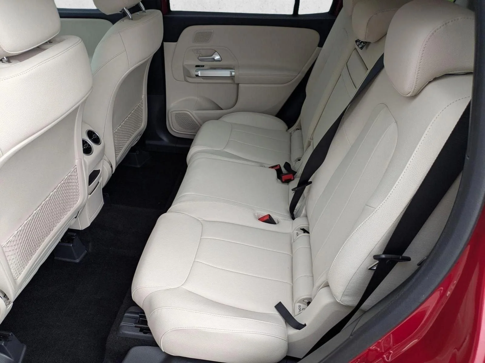 Used 2026 Manufaktur Patagonia Red Metallic Mercedes-Benz GLB 250 image 20