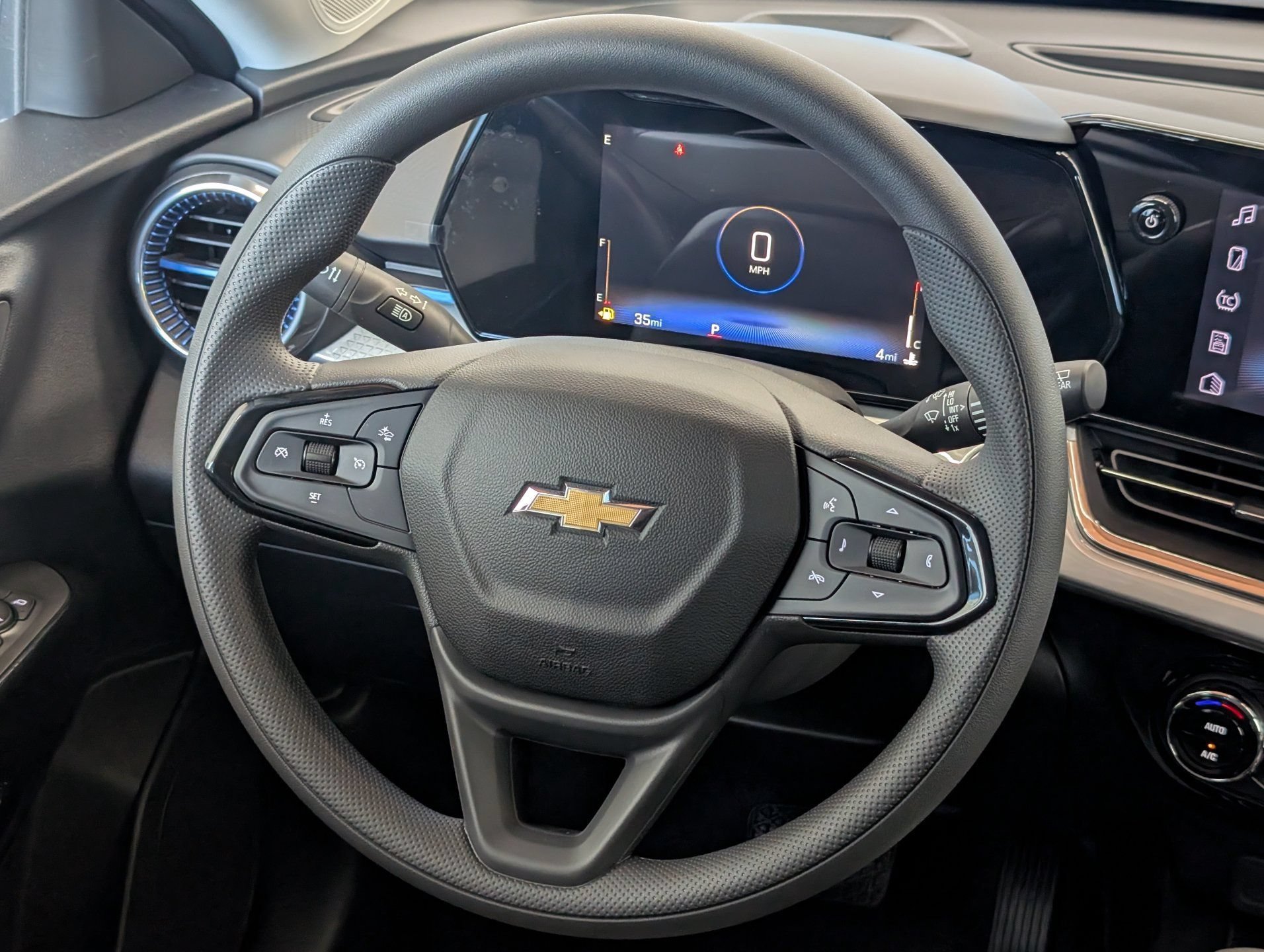 2026 Chevrolet Trax LT - Photo 15