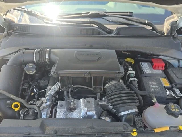 Used 2025 White Jeep Limited image 19