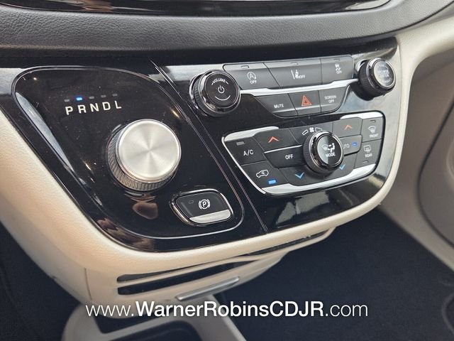 Used 2022 Black Chrysler Touring L image 24