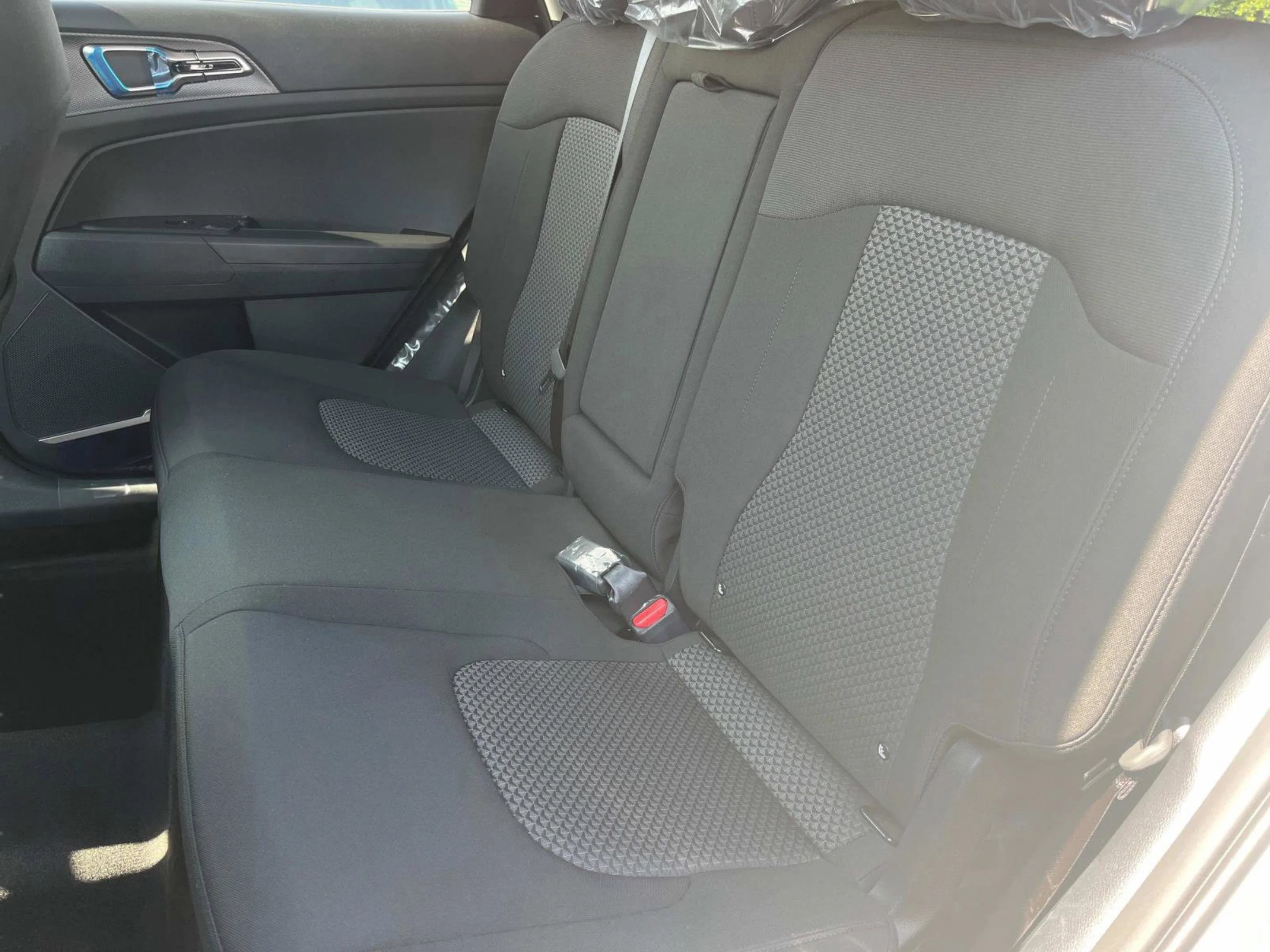 2025 Kia Sportage LX Hybrid - Photo 21