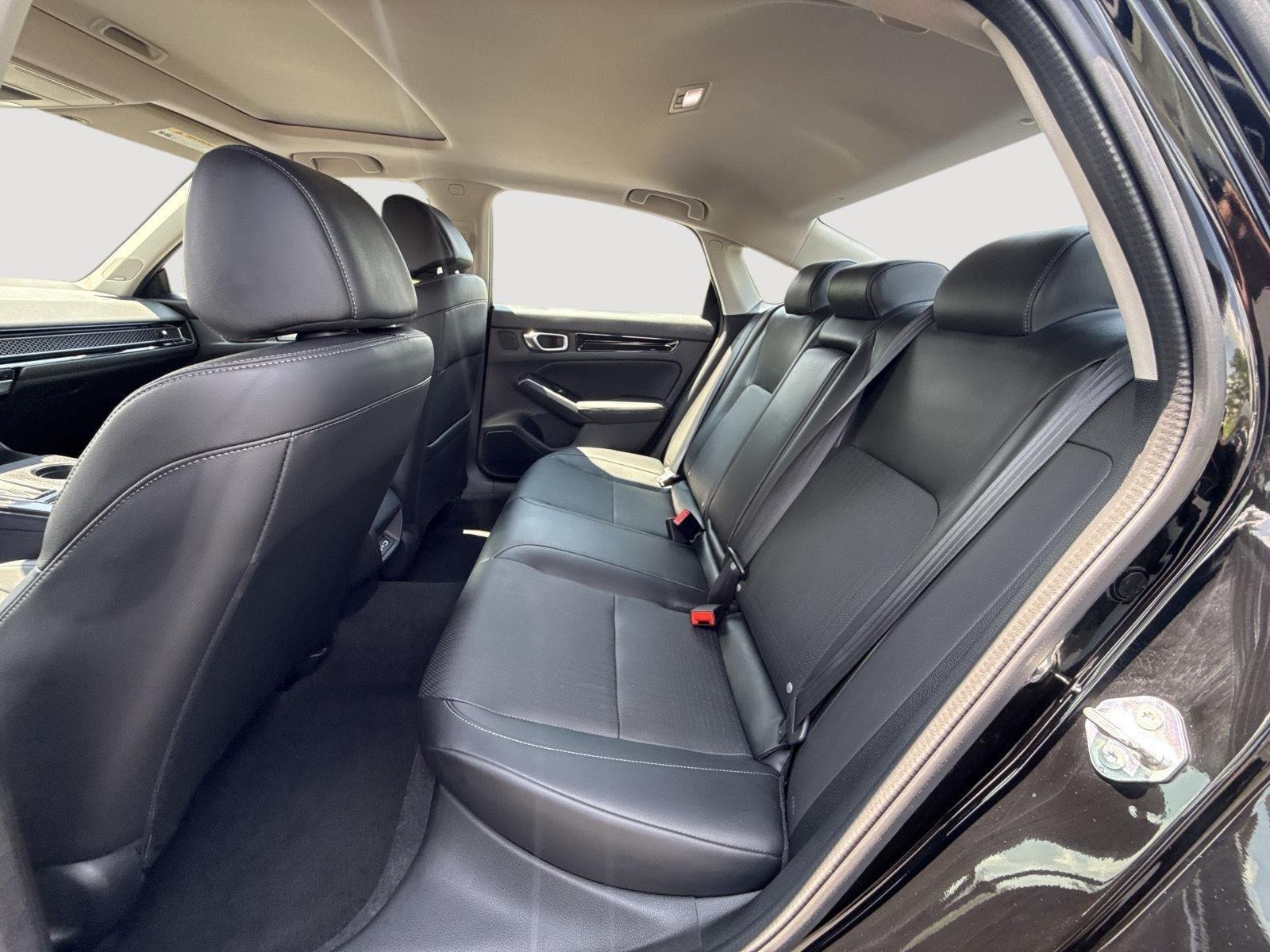 Used 2023 Crystal Black Pearl Honda Touring image 24