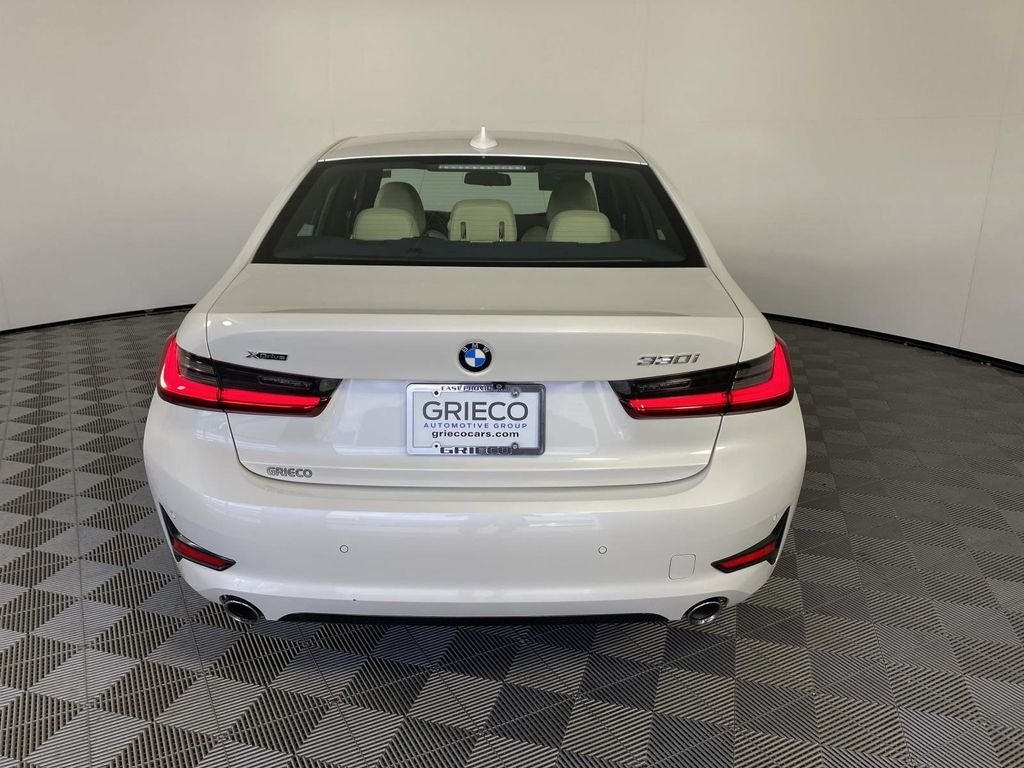 Used 2020 White BMW 330i xDrive image 7