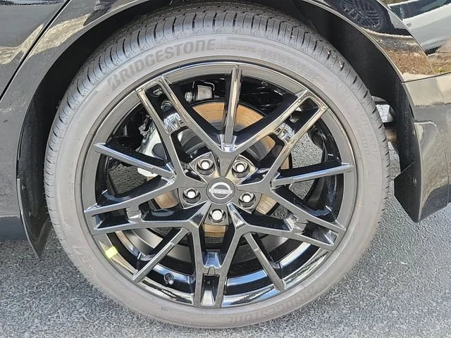 New 2026 Super Black Nissan SR Midnight Edition® image 10