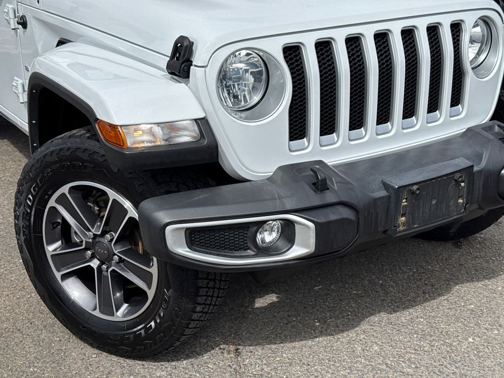 Certified Used 2023 White/off-white Jeep Sahara image 6