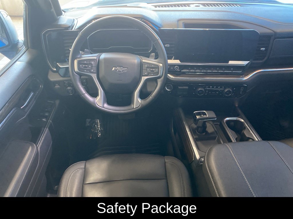 Used 2023 Blue Chevrolet RST image 5