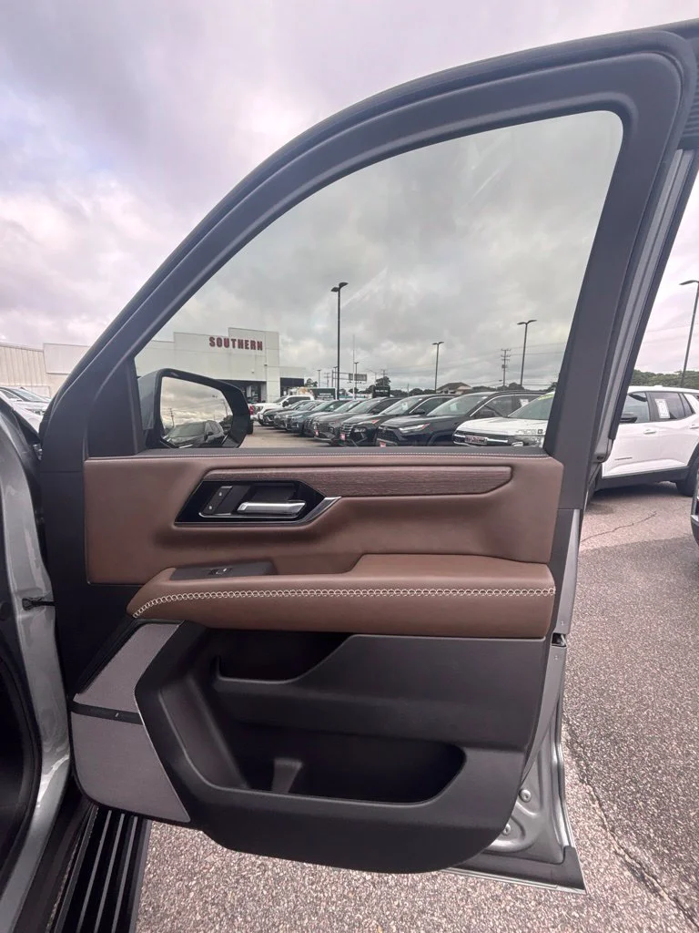 Used 2026 Silver GMC Denali Ultimate image 24