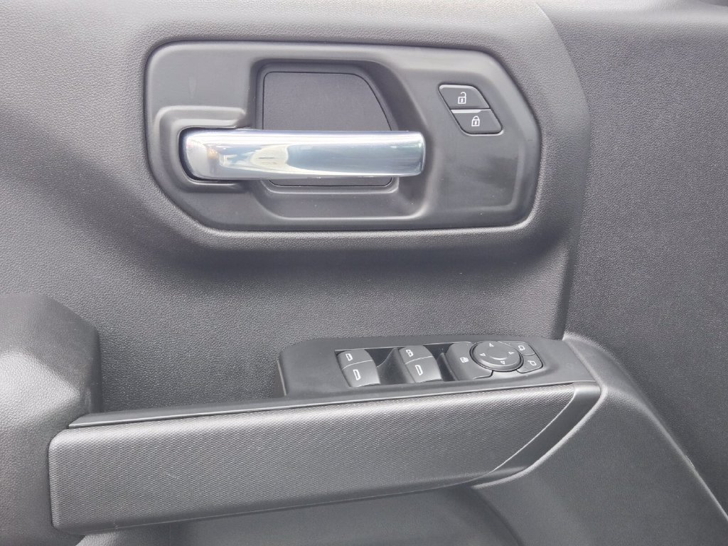 2026 Chevrolet Silverado 1500 Custom - Photo 17