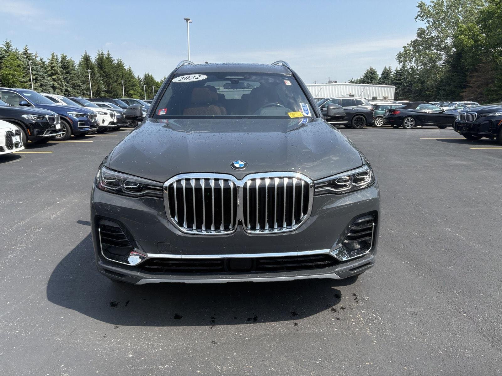 Used 2022 Dravit Grey Metallic BMW xDrive40i image 7