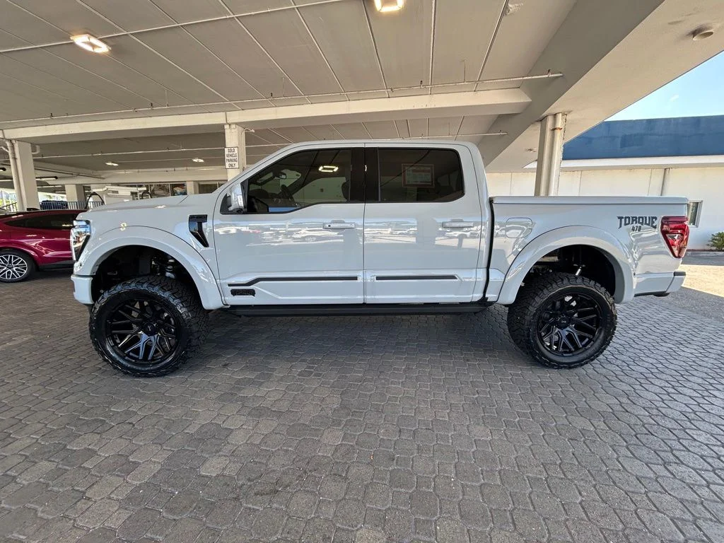 New 2026 Avalanche Ford Lariat image 7