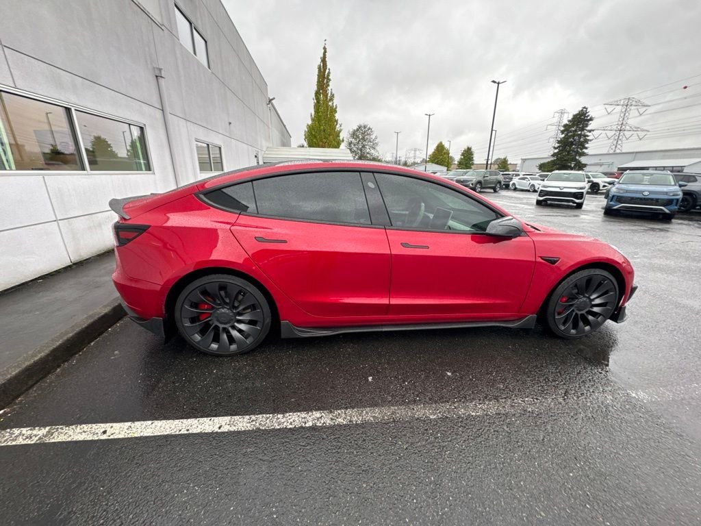 Used 2023  Tesla Performance image 7