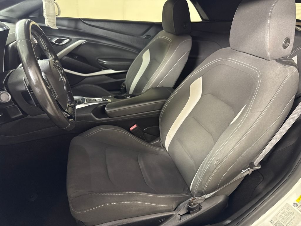2020 Chevrolet Camaro 1LT - Photo 11