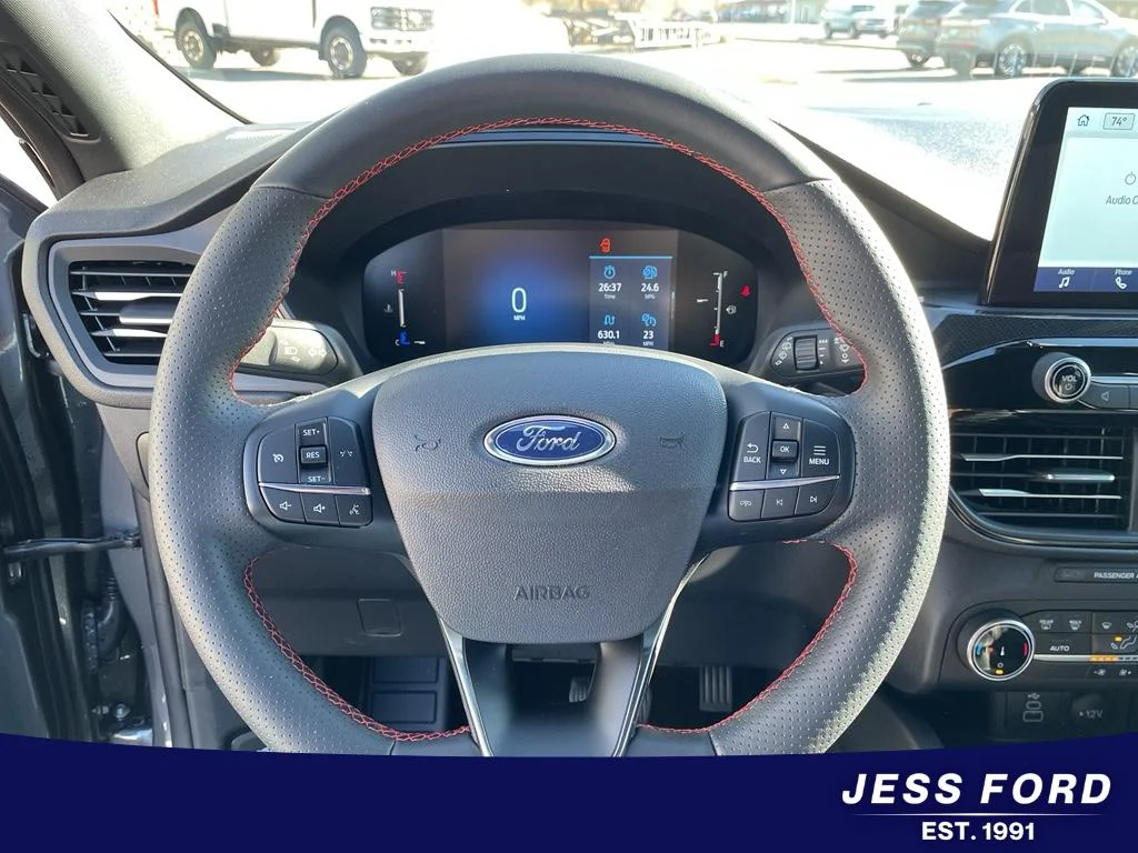 2025 Ford Escape ST-Line - Photo 14