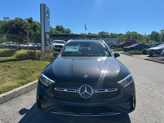 New 2026 Graphite Grey Metallic Mercedes-Benz GLC 300 image 8