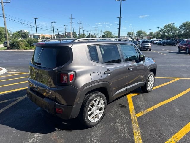 Used 2019 Gray Jeep Sport image 4