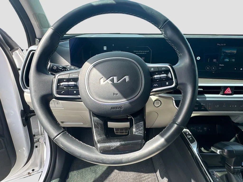 Used 2025 White Kia SX image 12