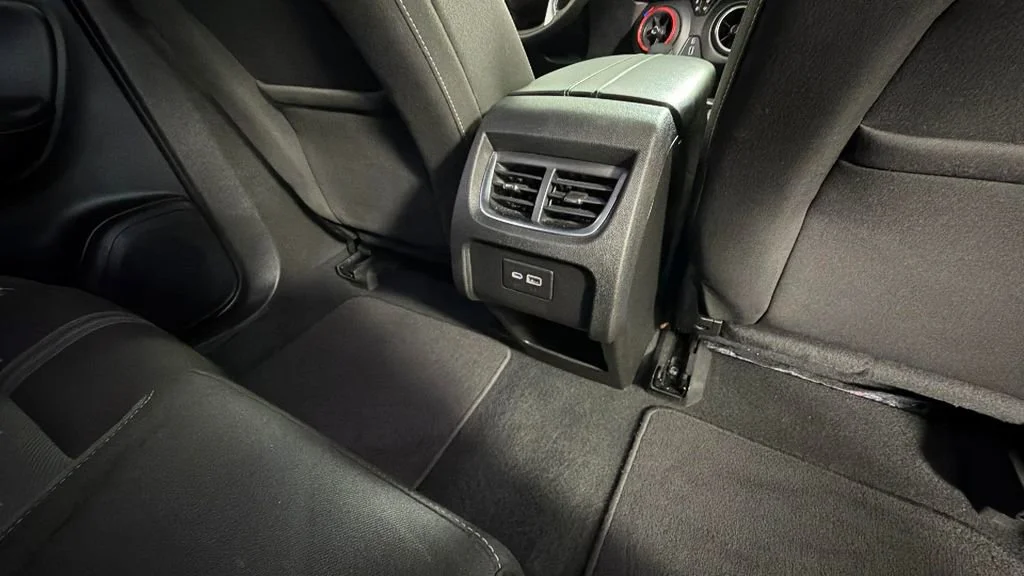 Used 2023 Sterling Gray Metallic Chevrolet 2LT image 29