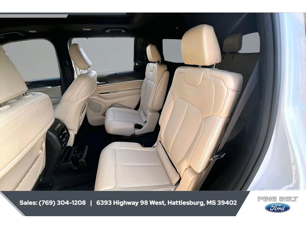 Used 2025 Bright White Clearcoat Jeep Limited image 19
