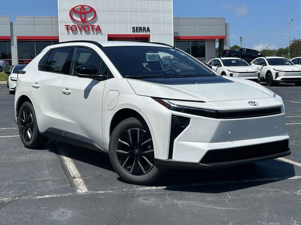 New 2026 Wind Chill Pearl Toyota XLE image 1