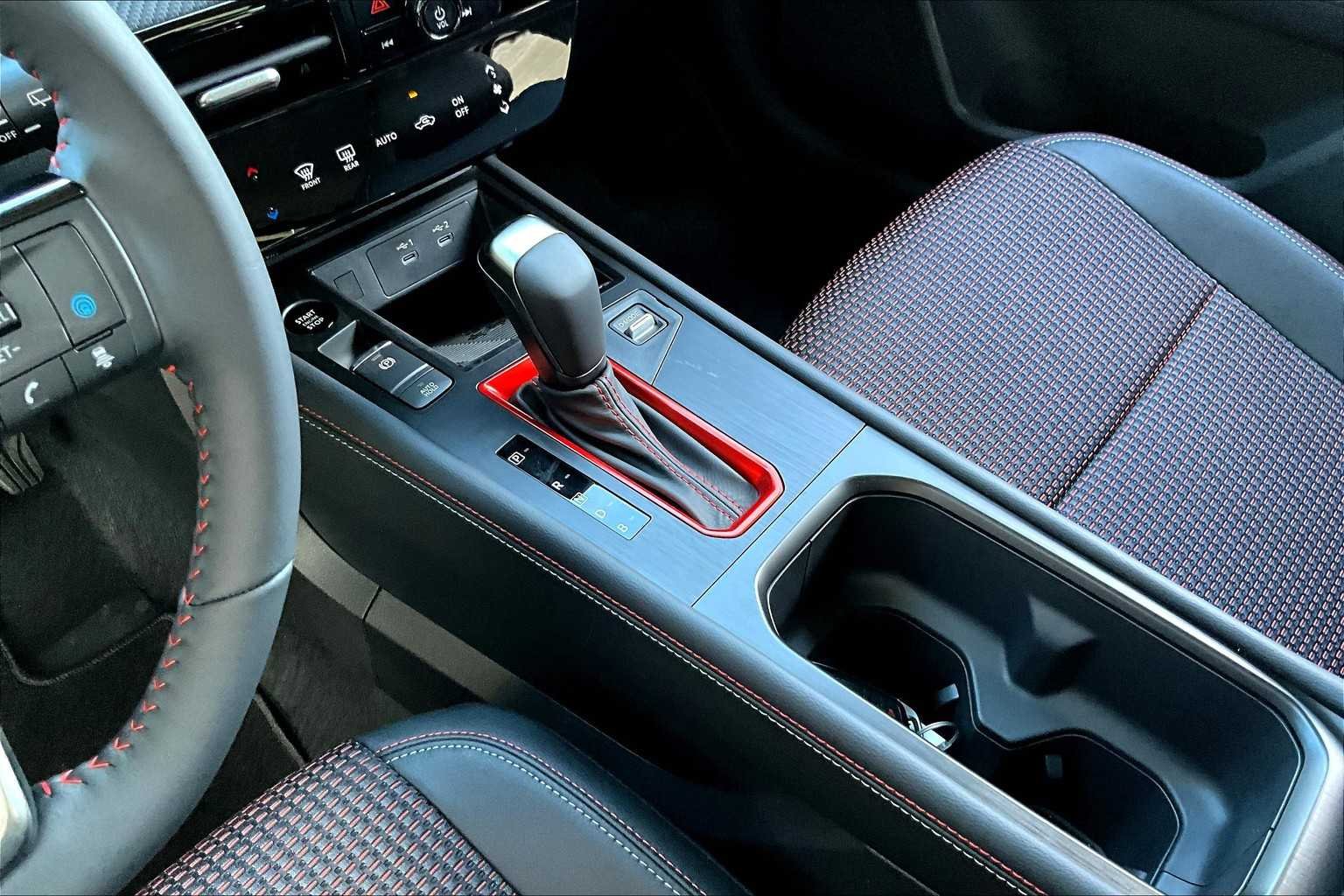 2026 Nissan KICKS SR - Photo 7