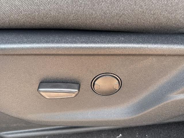 New 2026 Agate Black Metallic Ford F-250® XLT image 44