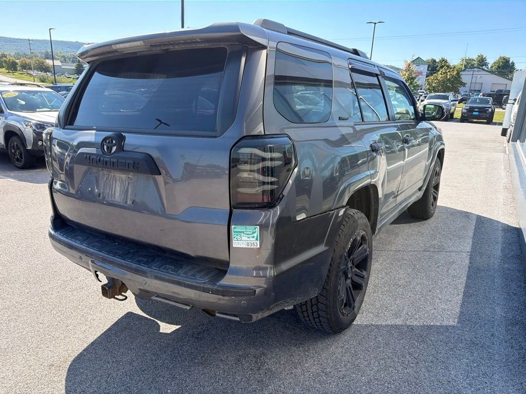 Used 2015 Magnetic Gray Metallic Toyota Limited image 9