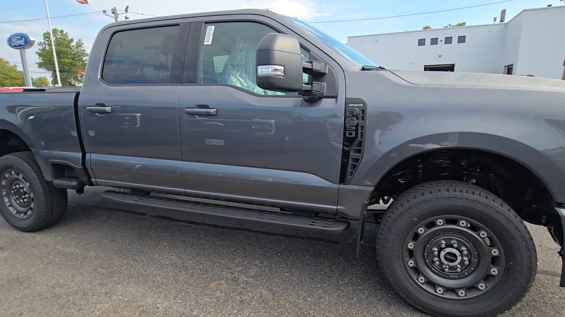 New 2027 Carbonized Gray Metallic Ford F-250® XLT image 21