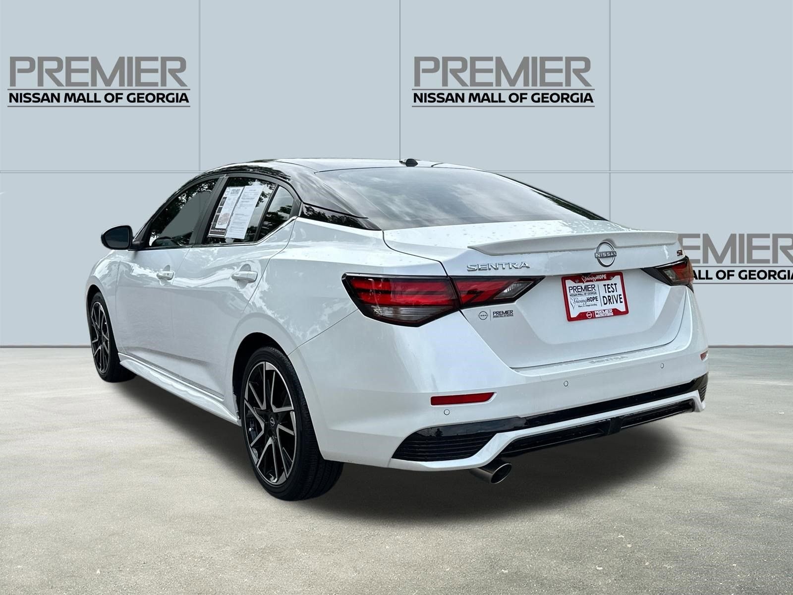 Certified Used 2025 White Nissan SR image 6