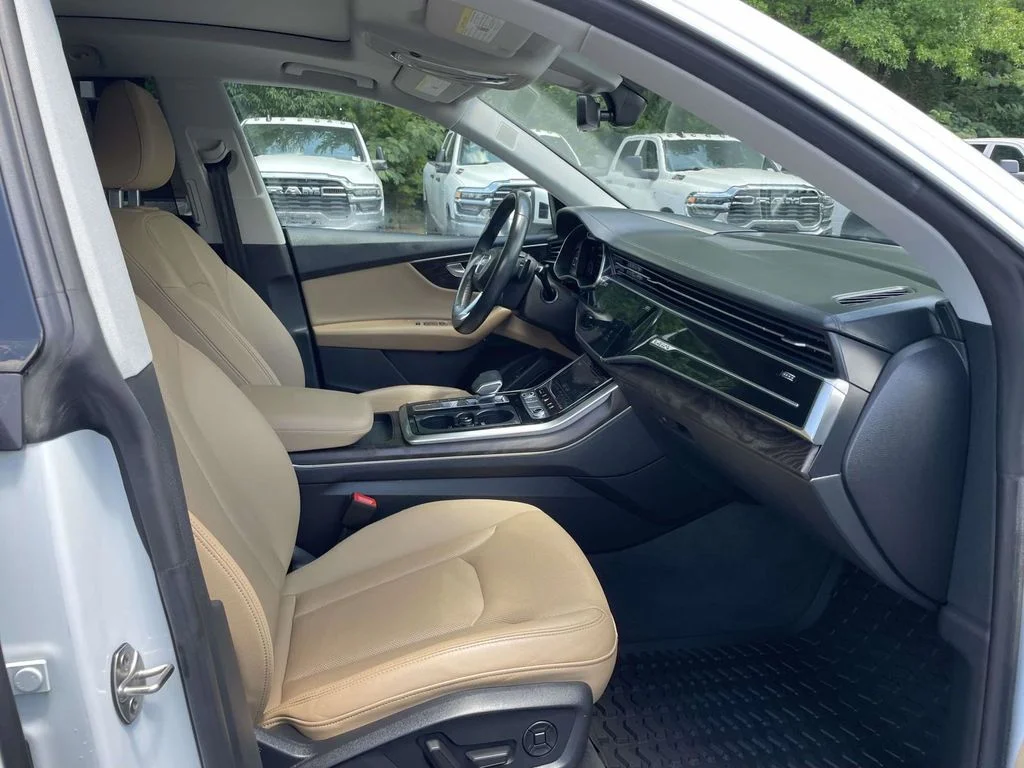 Used 2021 White Audi 55 Prestige image 15