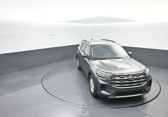 New 2026 Carbonized Gray Metallic Ford Active image 25
