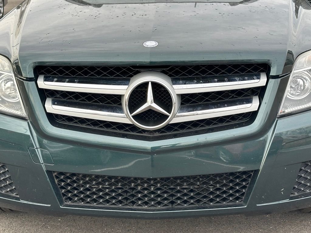 Used 2011 Green Mercedes-Benz GLK 350 image 8