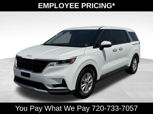 2023 Kia Sedona LX Seat Pkg's photo