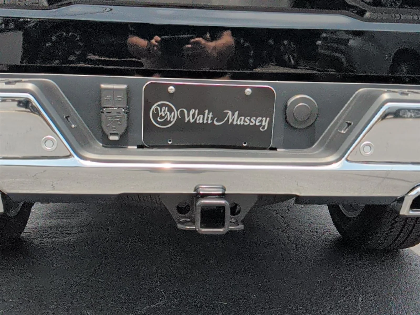 New 2026 Onyx Black GMC SLT image 38