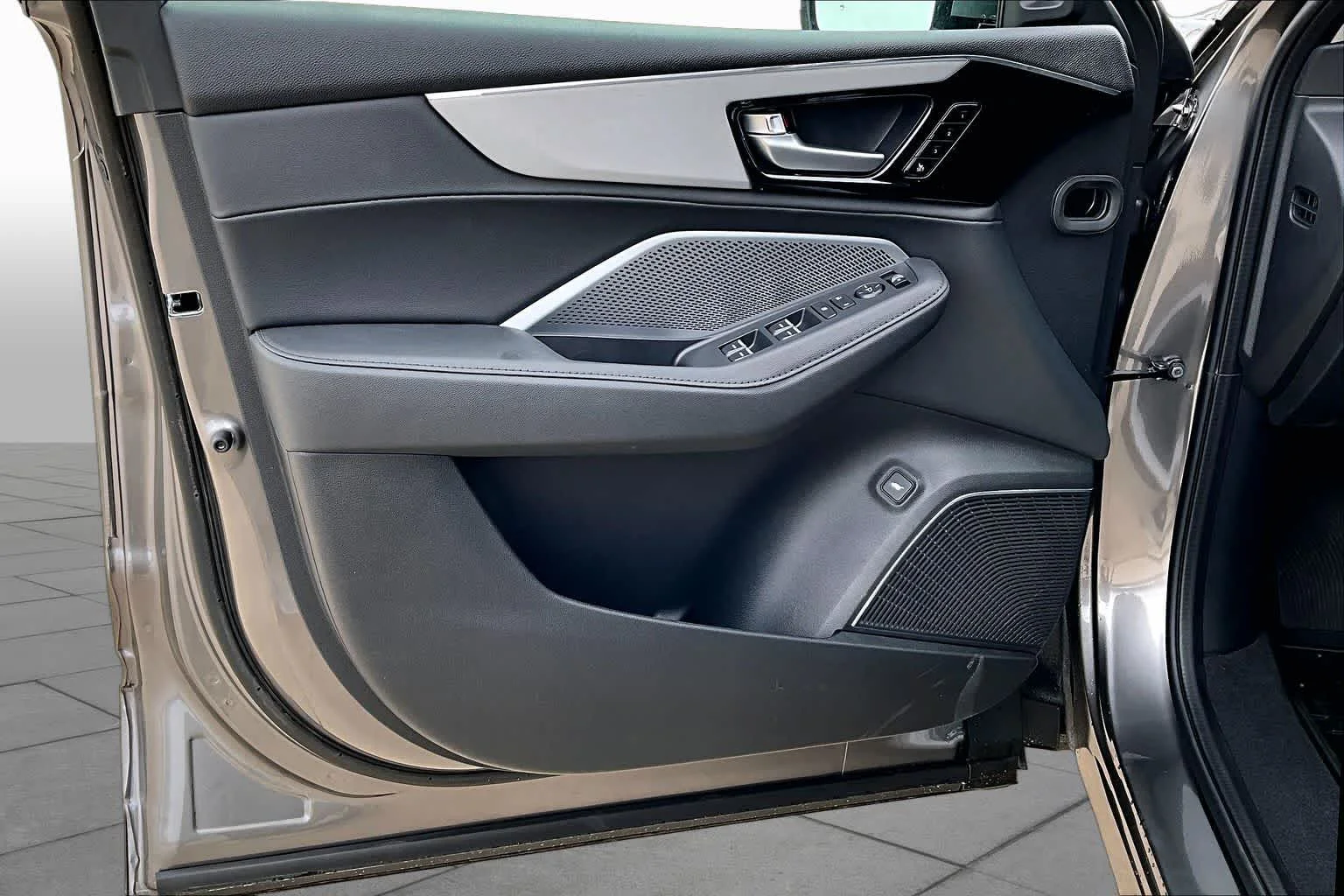 New 2026 Liquid Carbon Metallic Acura  image 10