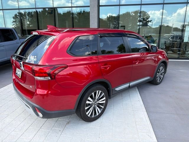 Used 2020 Red Diamond Mitsubishi SE image 7