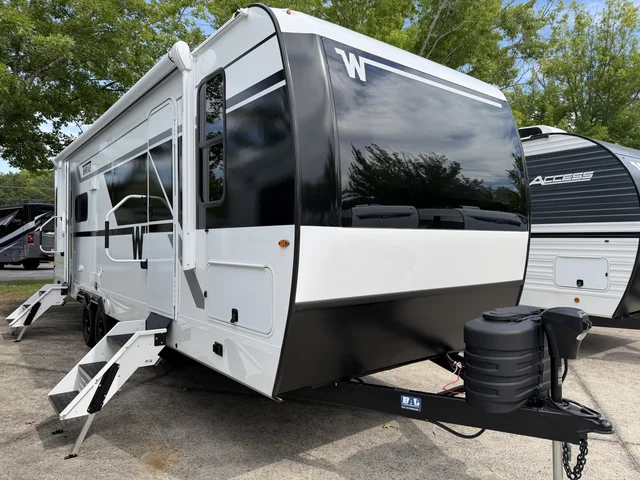 2027 Winnebago Thrive 