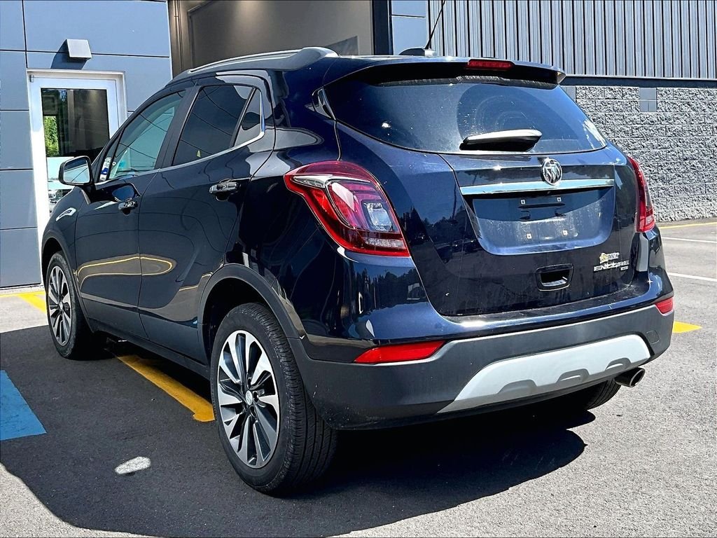 Used 2022 Blue Buick Preferred image 6