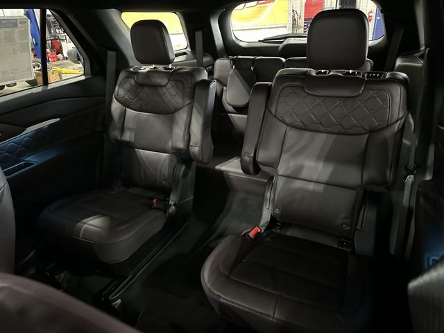 New 2026 Agate Black Metallic Ford Platinum™ image 29