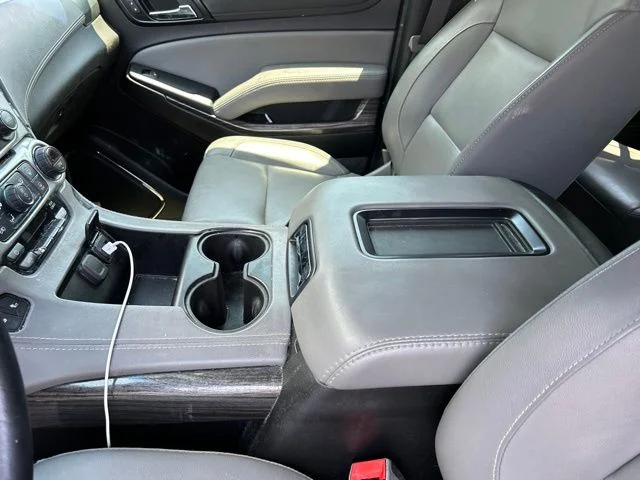 Used 2020 Gray Chevrolet LT image 24
