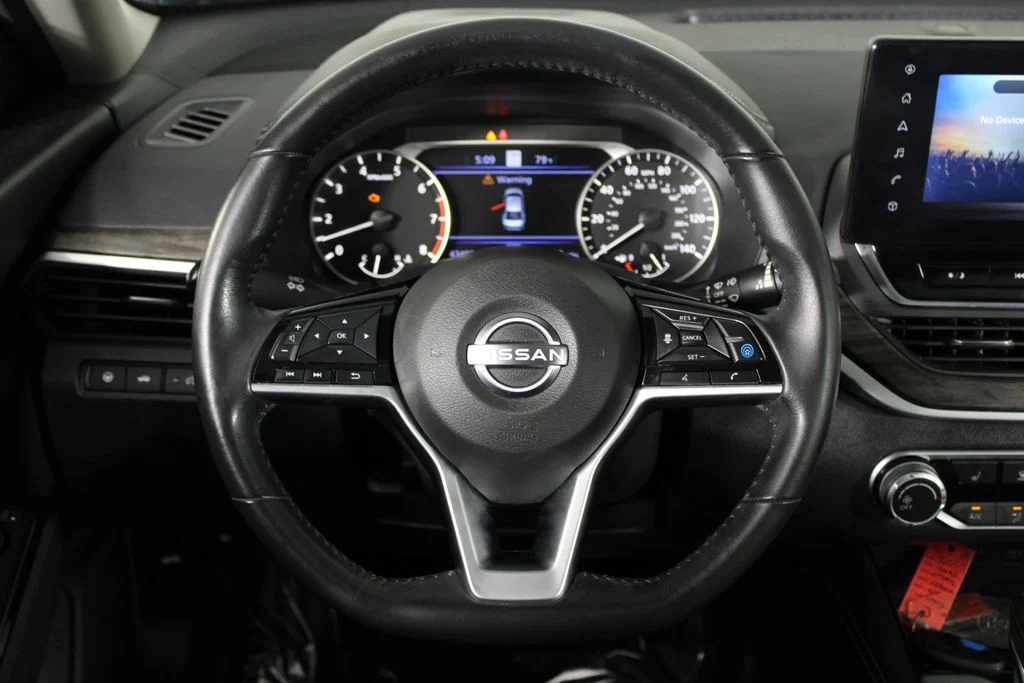 2023 Nissan Altima SV - Photo 10
