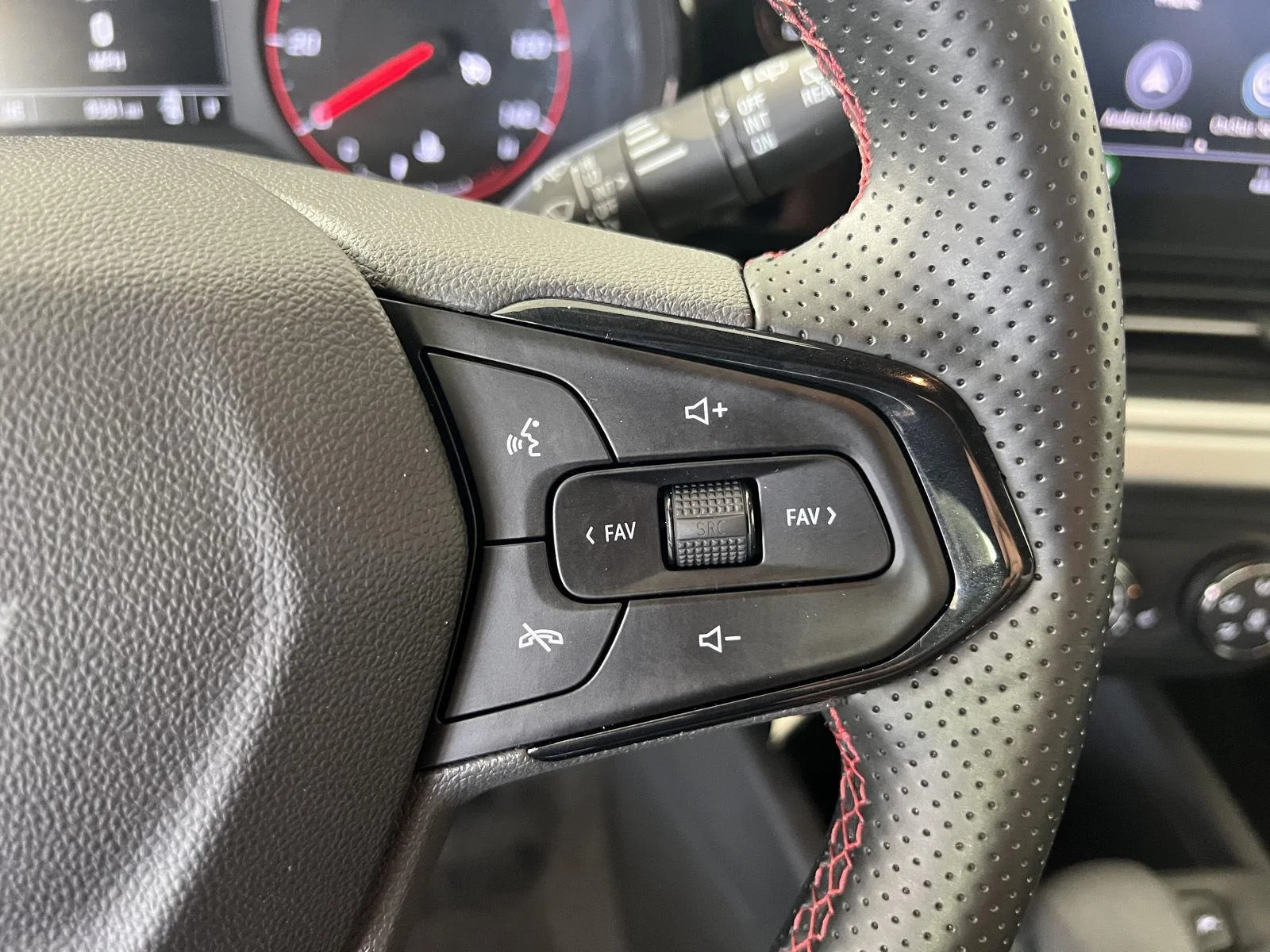Used 2025 Marina Blue Metallic Chevrolet 1RS image 9