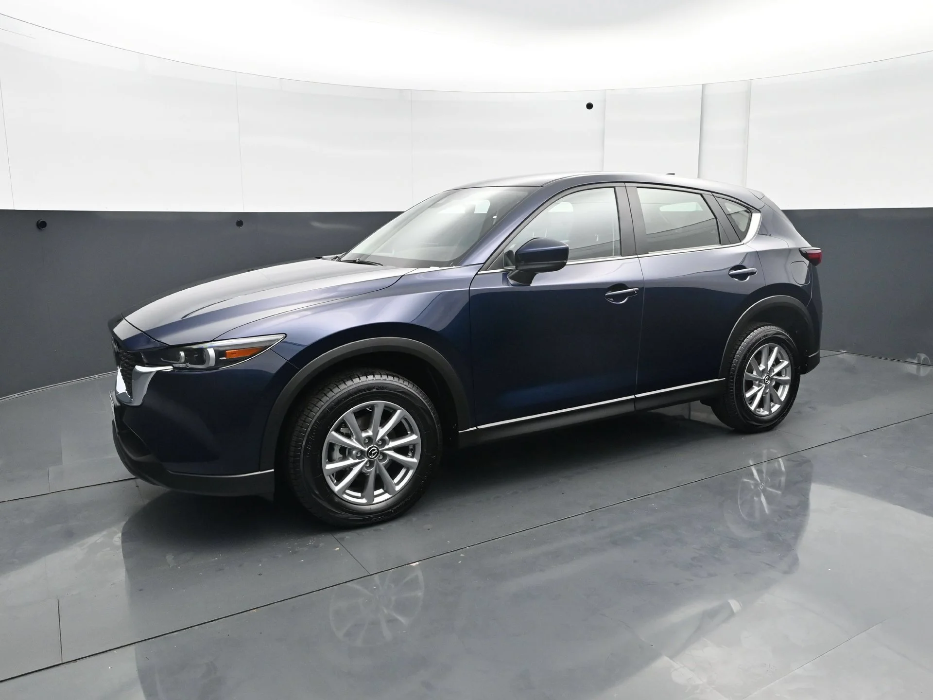 Used 2025 Mazda CX-5 S with VIN JM3KFBAL9S0736683 for sale in White Bear Lake, Minnesota