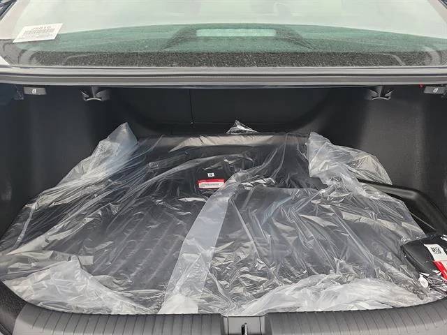 New 2026 Meteorite Gray Metallic Honda SE image 17